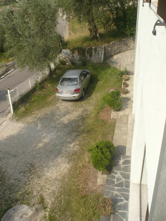 Appartamento Michela Brenzone sul Garda Rum bild
