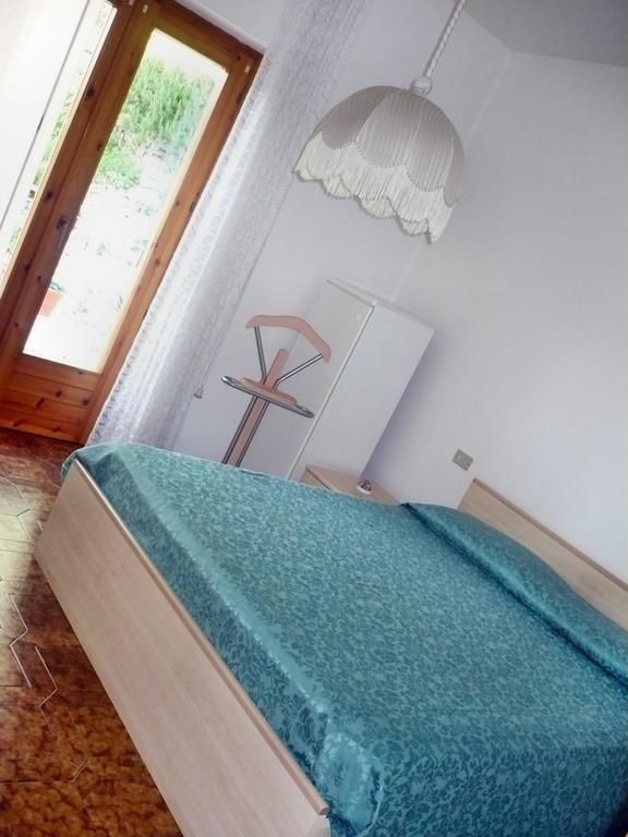 Appartamento Michela Brenzone sul Garda Rum bild