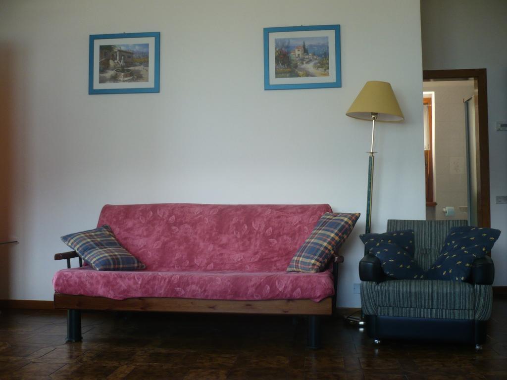 Appartamento Michela Brenzone sul Garda Rum bild